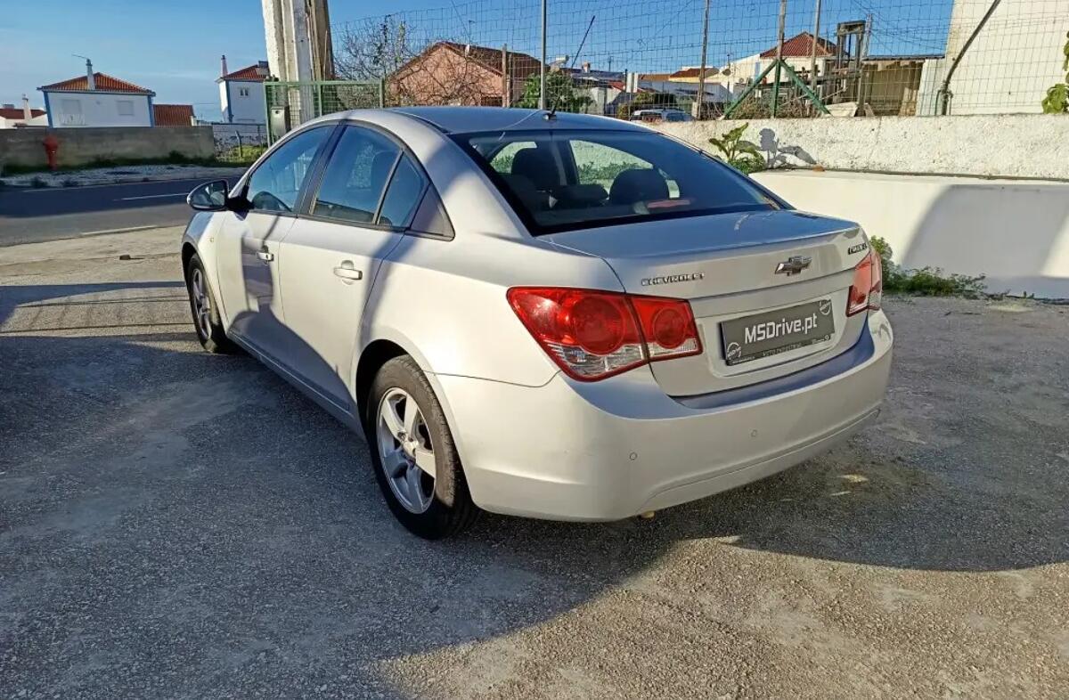 CHEVROLET Cruze 1.6 LS