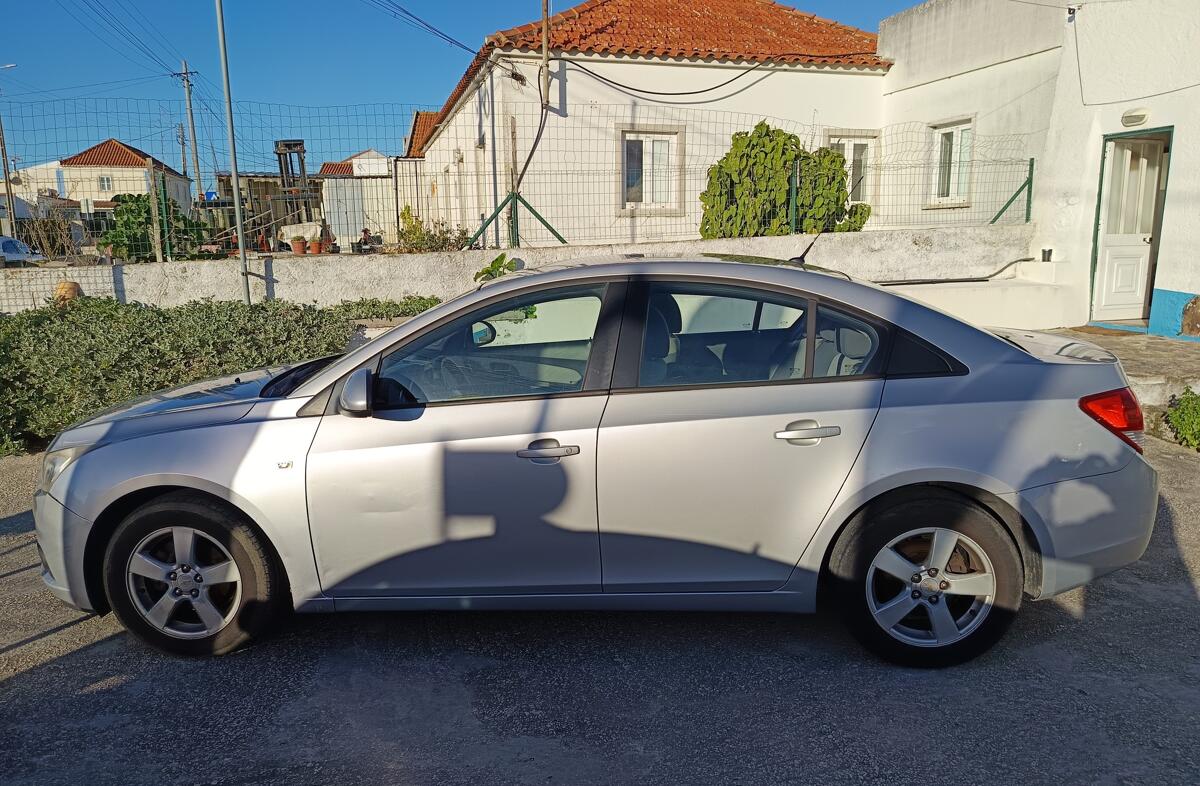 CHEVROLET Cruze 1.6 LS
