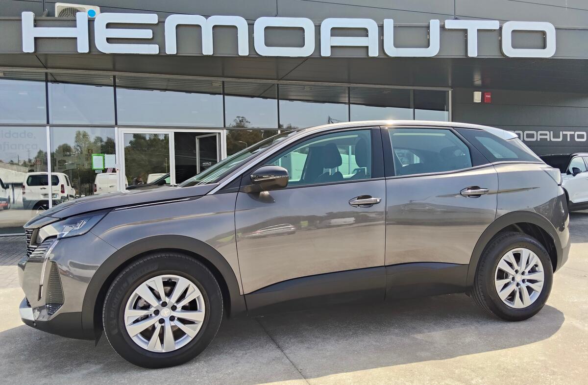 PEUGEOT 3008 1.5 BlueHDi Active Pack