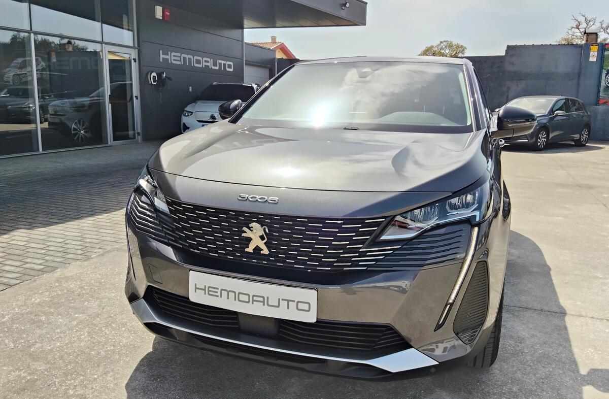 PEUGEOT 3008 1.5 BlueHDi Active Pack