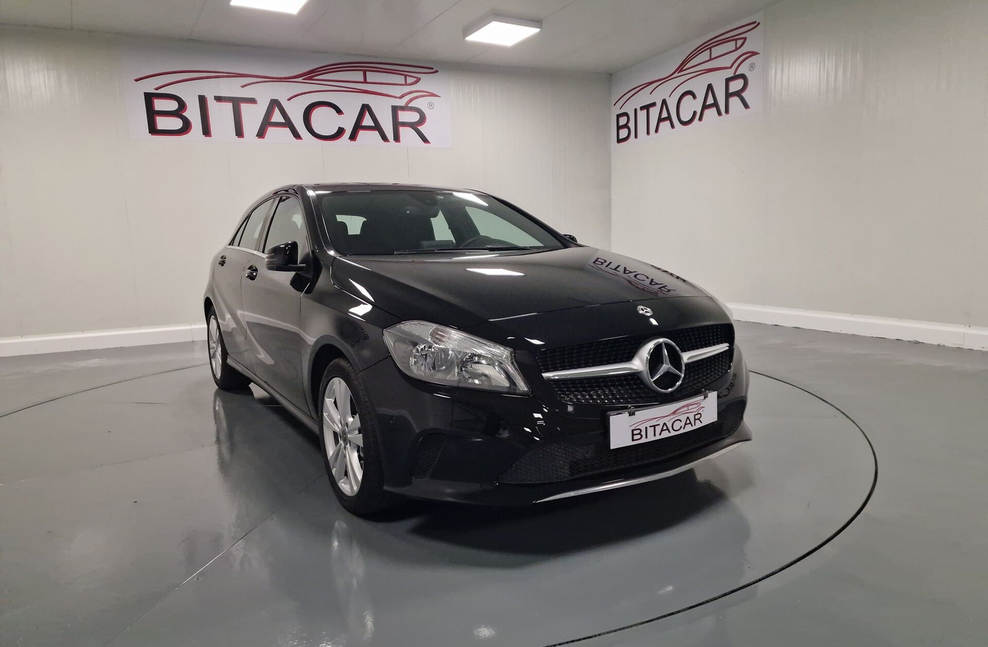 MERCEDES Classe A A 180 d Urban