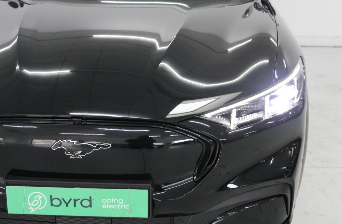 FORD Mustang Mach-E Premium AWD