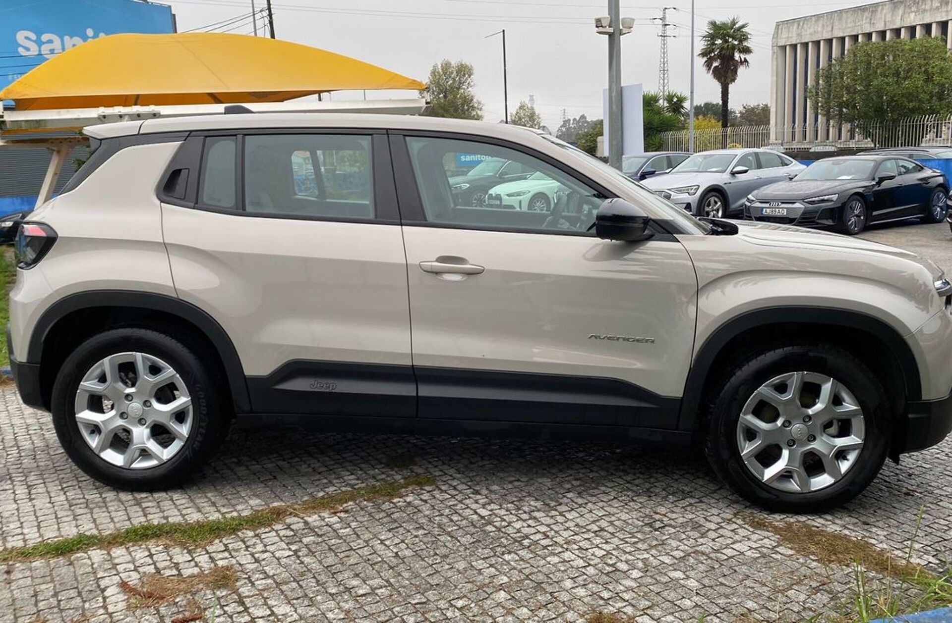 JEEP Avenger 1.2 GSE T3 Altitude