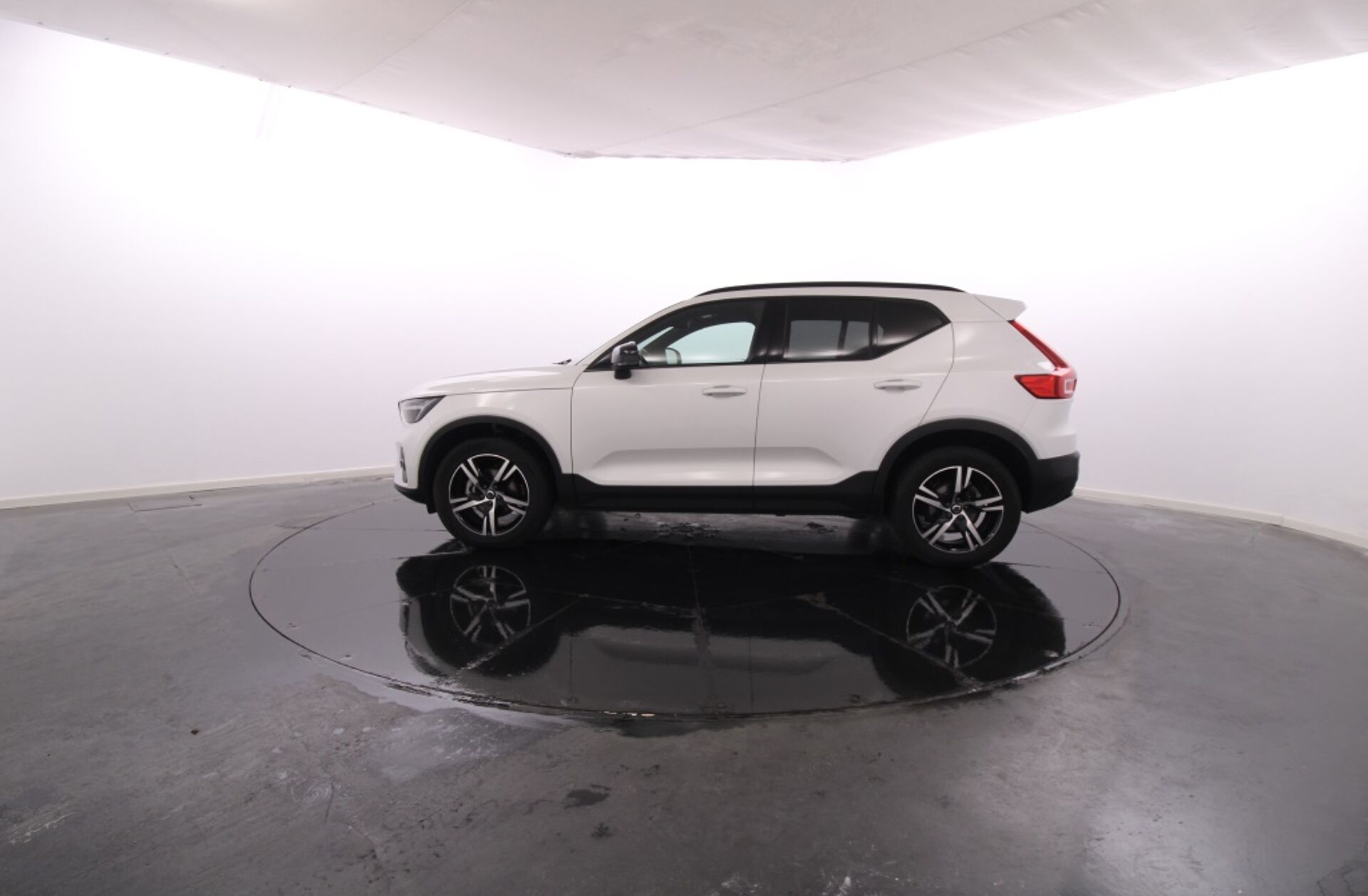 VOLVO XC40 1.5 T2 Plus Dark Auto