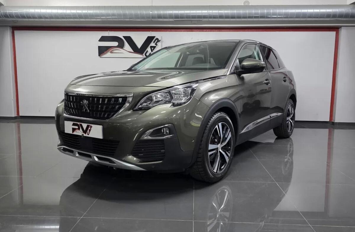 PEUGEOT 3008 1.2 PureTech Allure EAT6