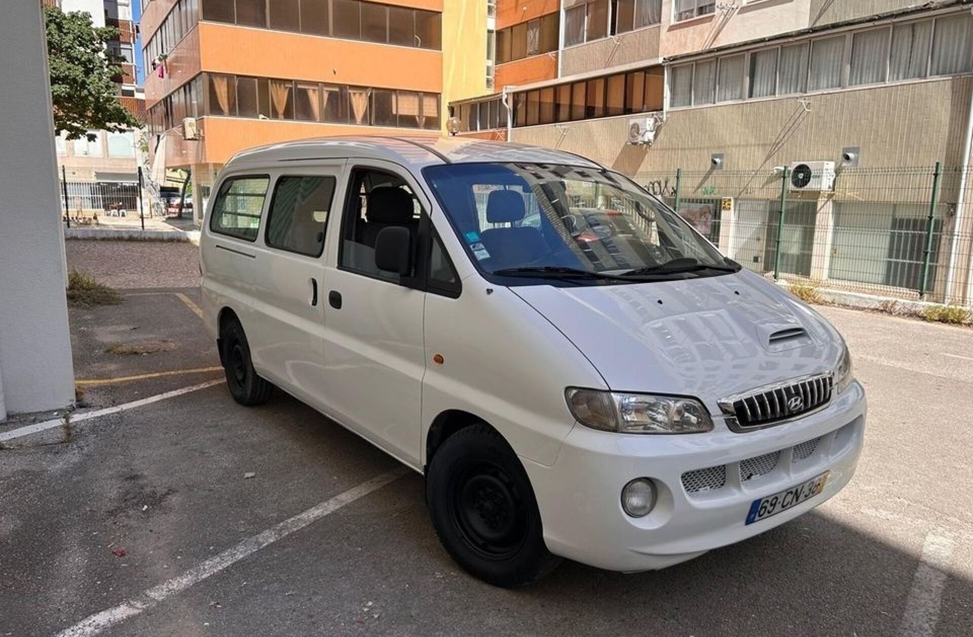 HYUNDAI H1 2.5 TDI SV Longo