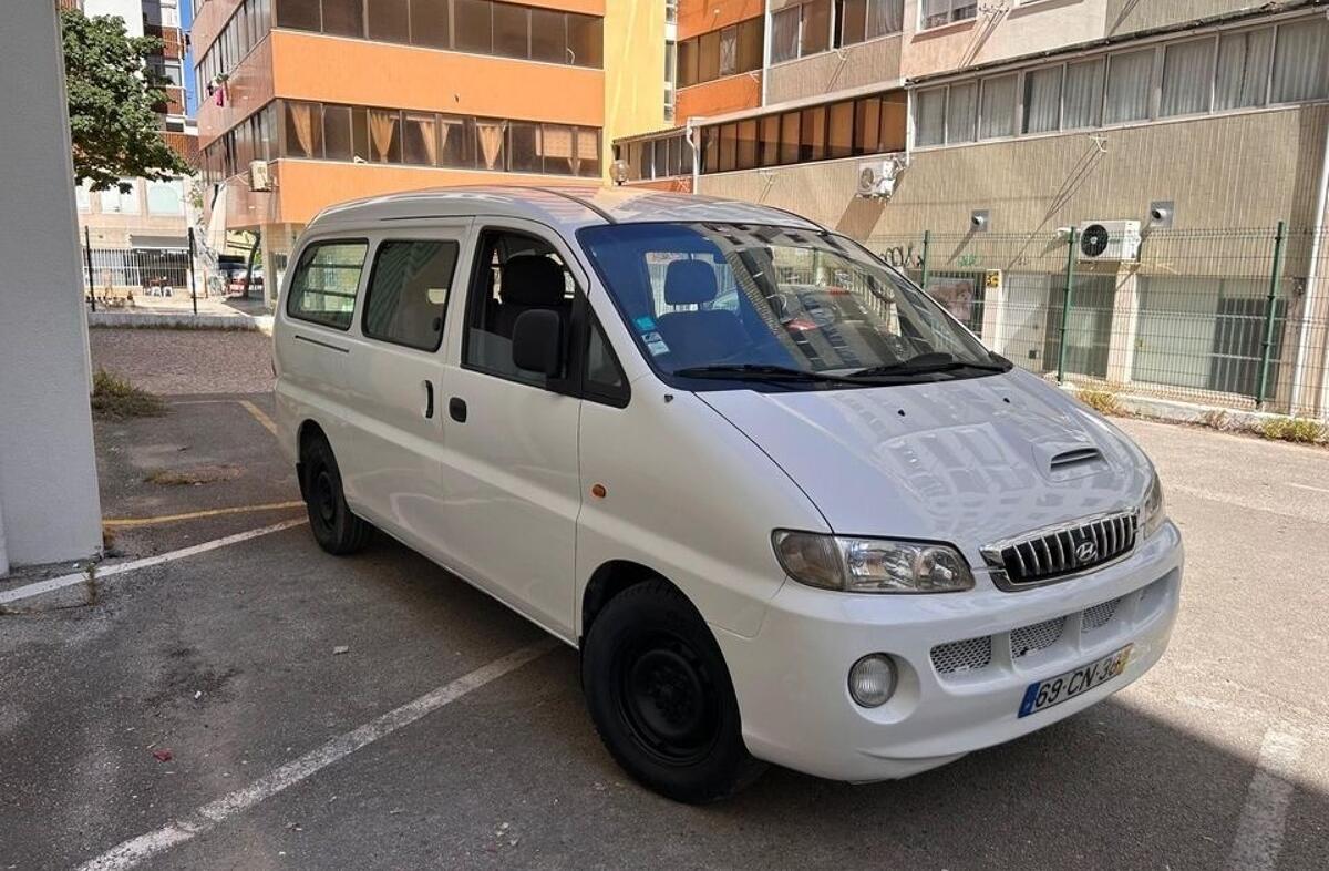 HYUNDAI H1 2.5 TDI SV Longo