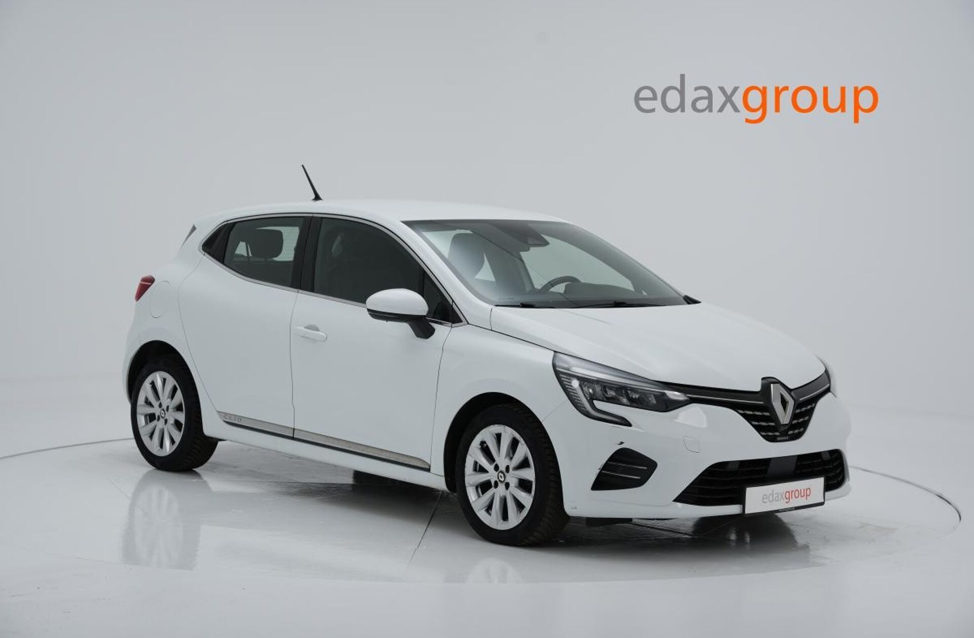RENAULT Clio 1.0 TCe Intens