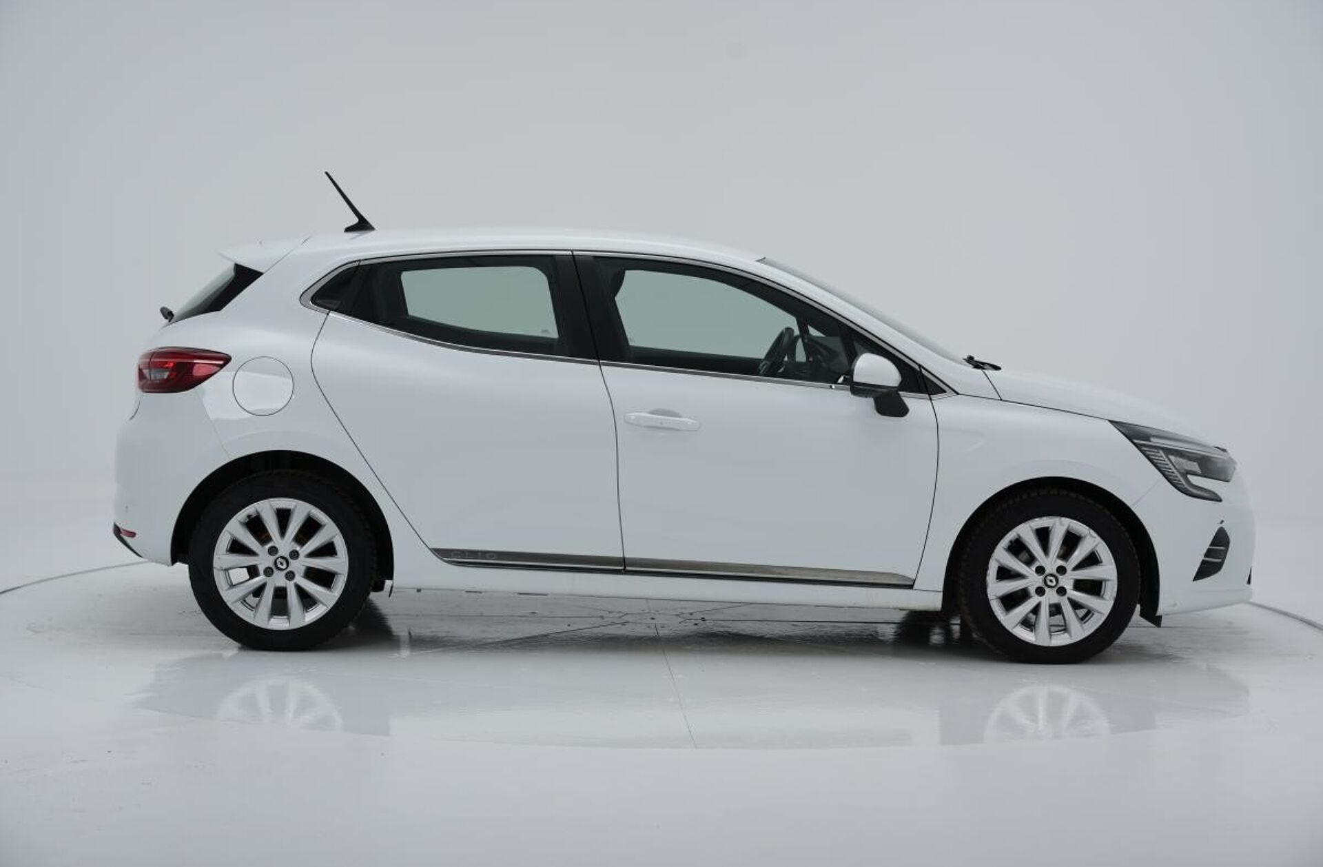 RENAULT Clio 1.0 TCe Intens