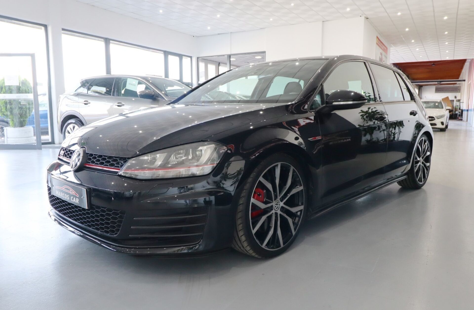 VOLKSWAGEN Golf 2.0 TSi GTi DSG