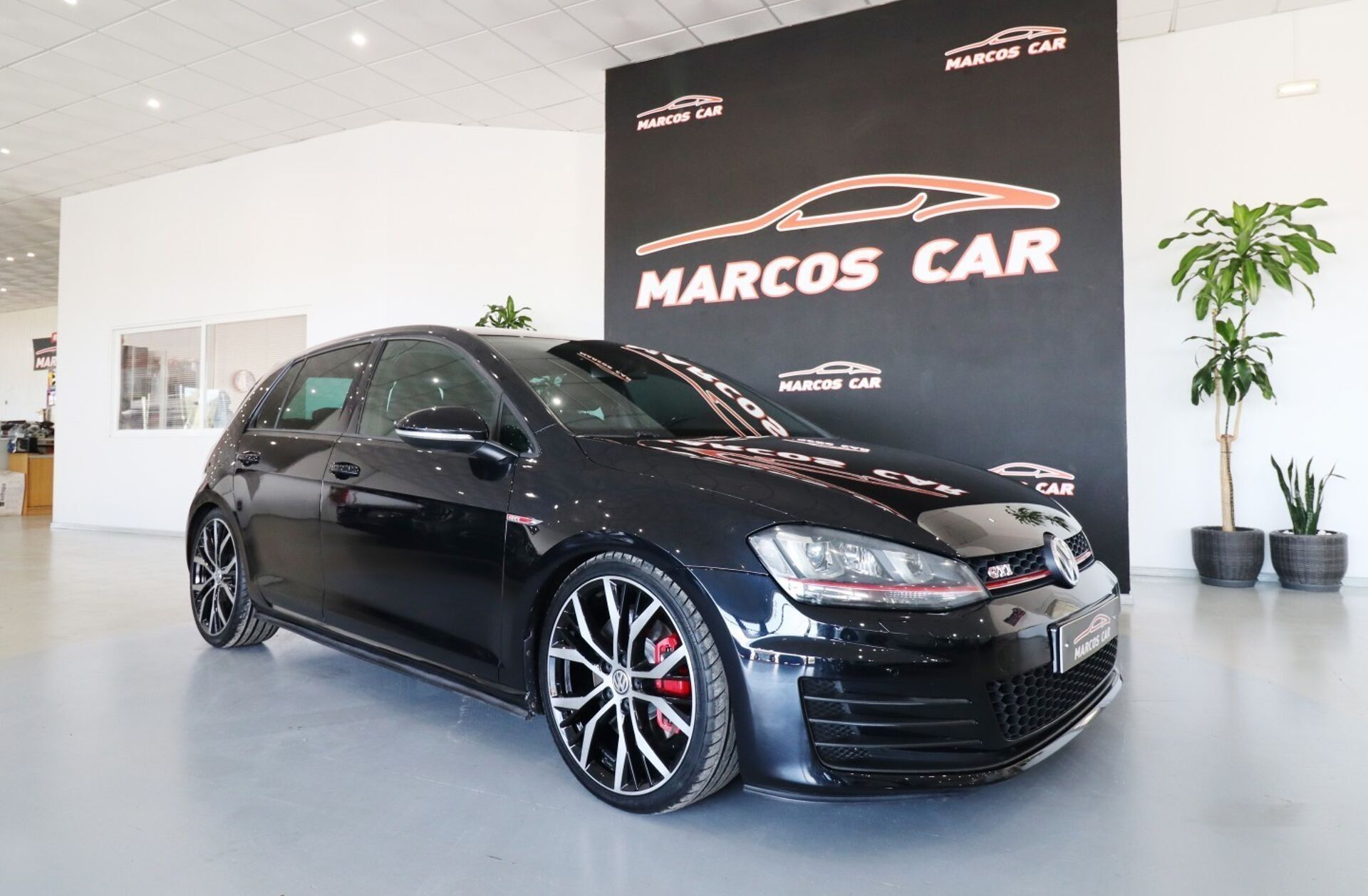 VOLKSWAGEN Golf 2.0 TSi GTi DSG