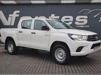 TOYOTA Hilux 2.4 D-4D 4WD CD CH