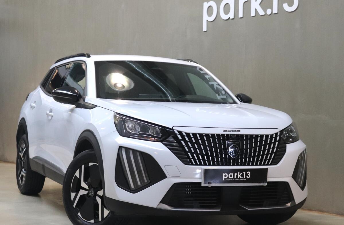 PEUGEOT 2008 1.2 Hybrid Allure e-DCS6