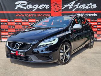 VOLVO V40 2.0 D3 R-Design