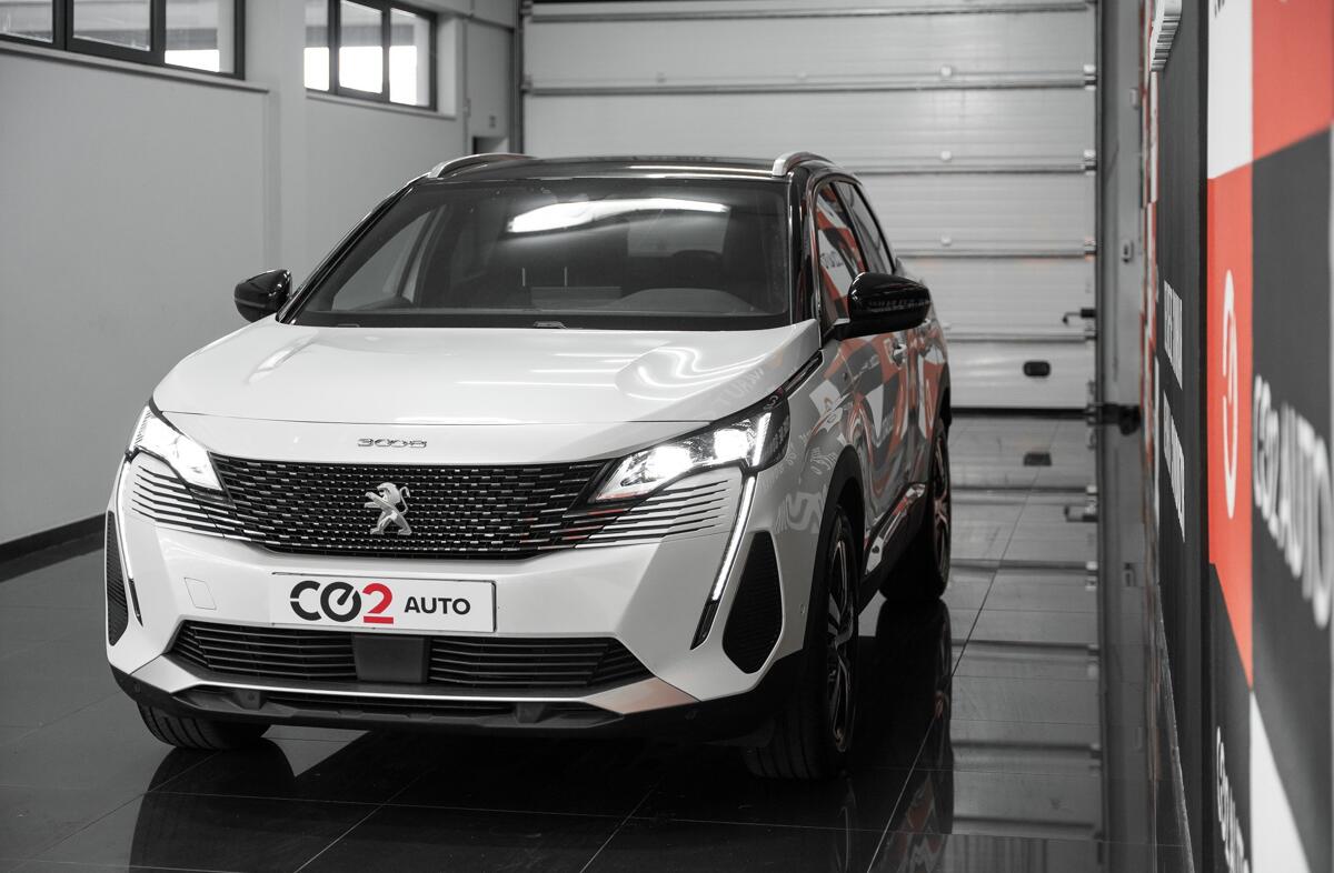 PEUGEOT 3008 1.2 PureTech GT
