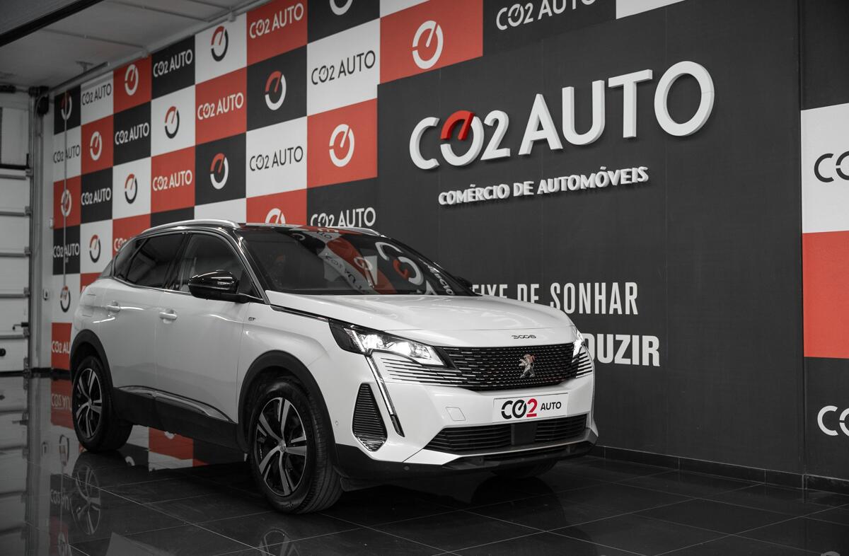 PEUGEOT 3008 1.2 PureTech GT