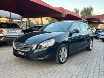 VOLVO V60 1.6 D2 Summum Eco Powershift