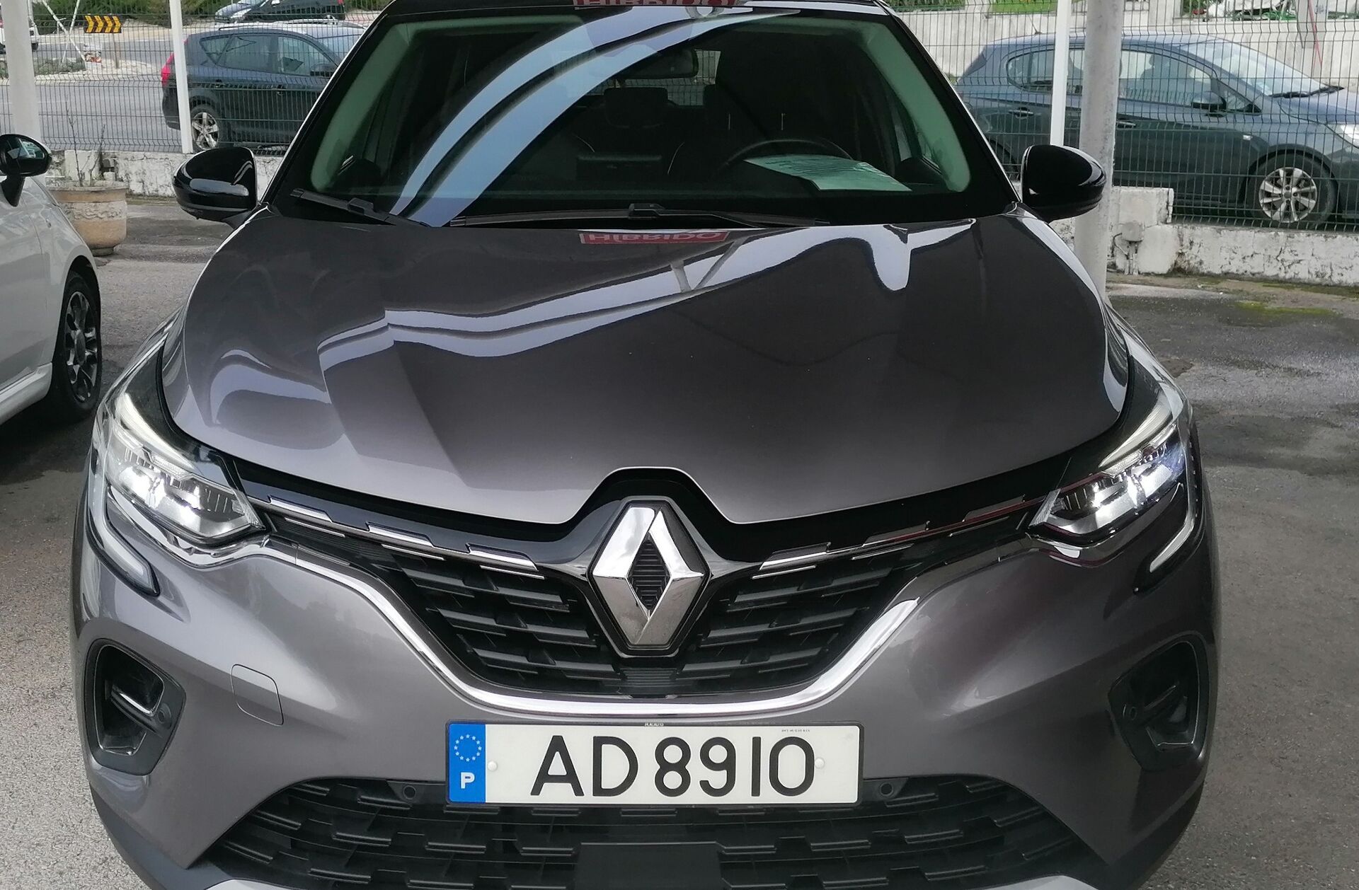 RENAULT Captur 1.6 E-Tech Plug-In Exclusive