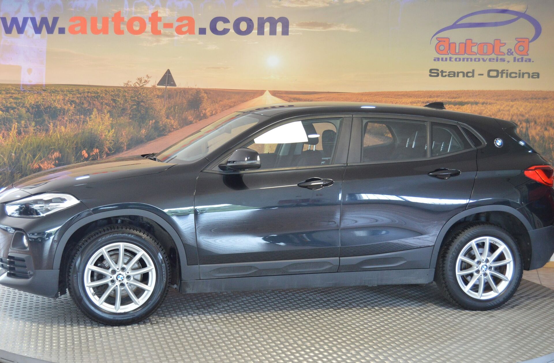 BMW X2 16 d sDrive Advantage