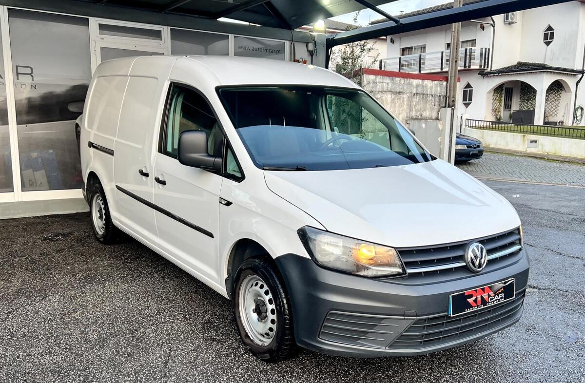 VOLKSWAGEN Caddy 2.0 TDi Z Sportline BlueMotion