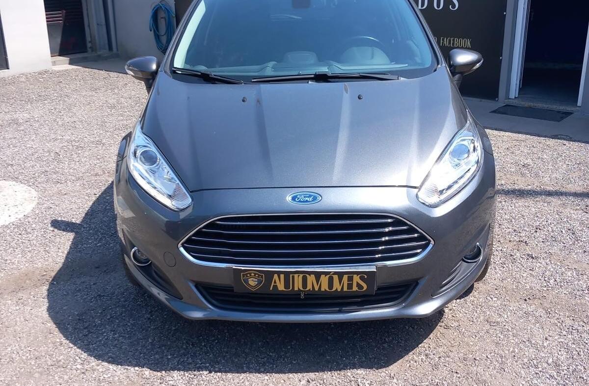 FORD Fiesta 1.5 TDCi STLine