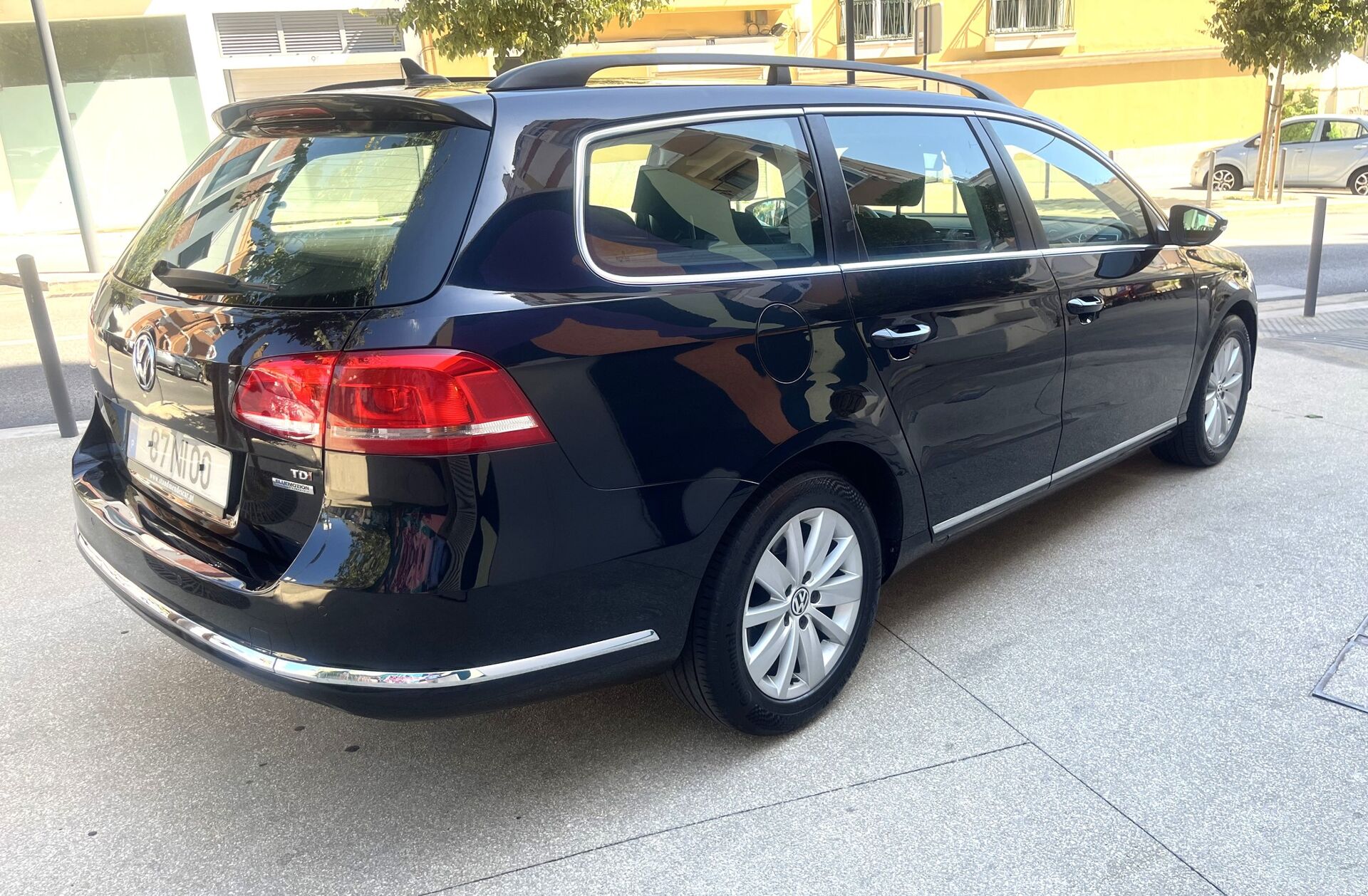 VOLKSWAGEN Passat 1.6 TDi Confortline