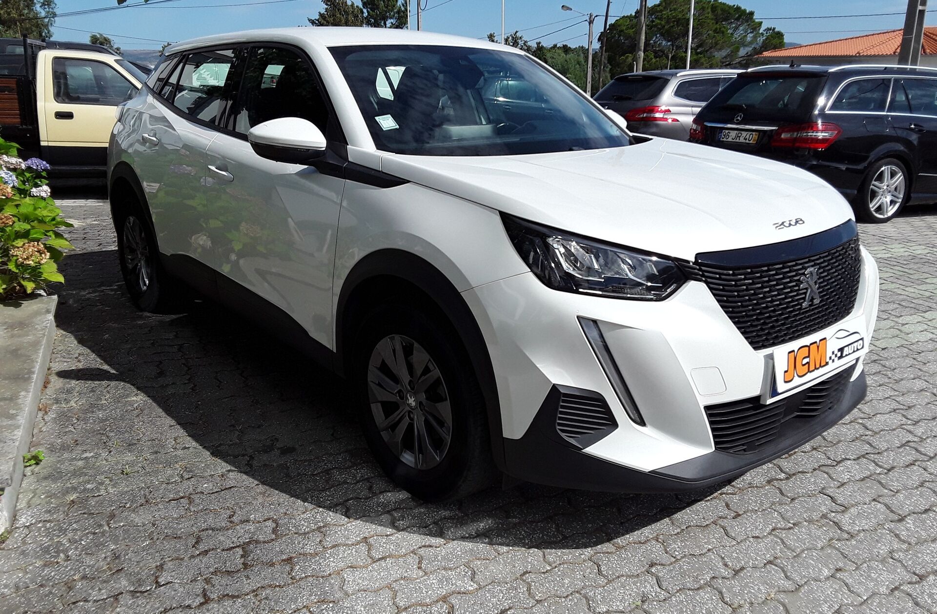 PEUGEOT 2008 1.2 PureTech Active