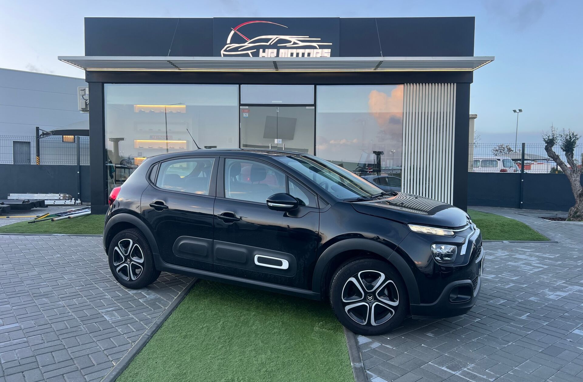 CITROEN C3 1.2 PureTech Shine Pack