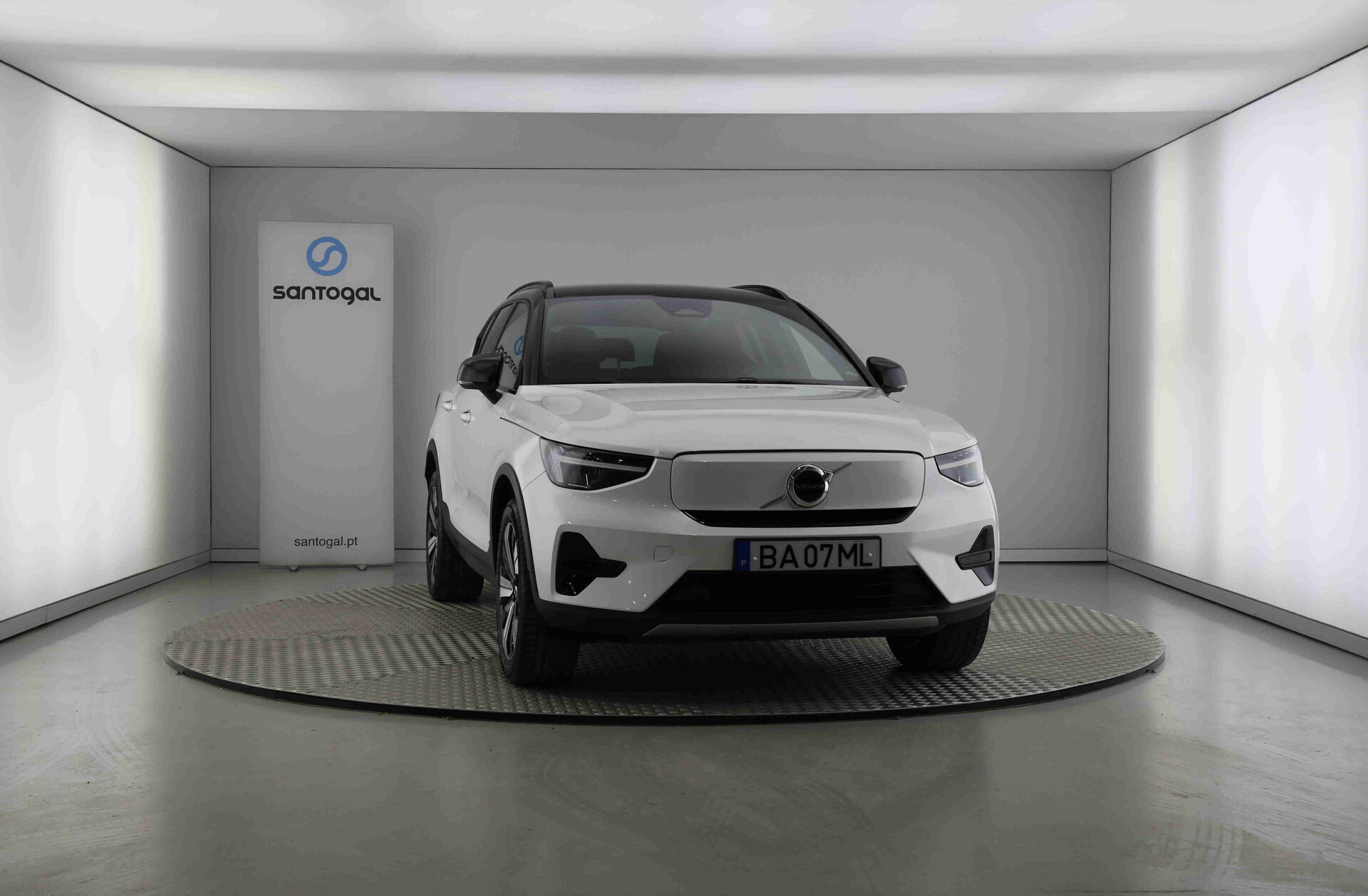 VOLVO XC40 Recharge Core