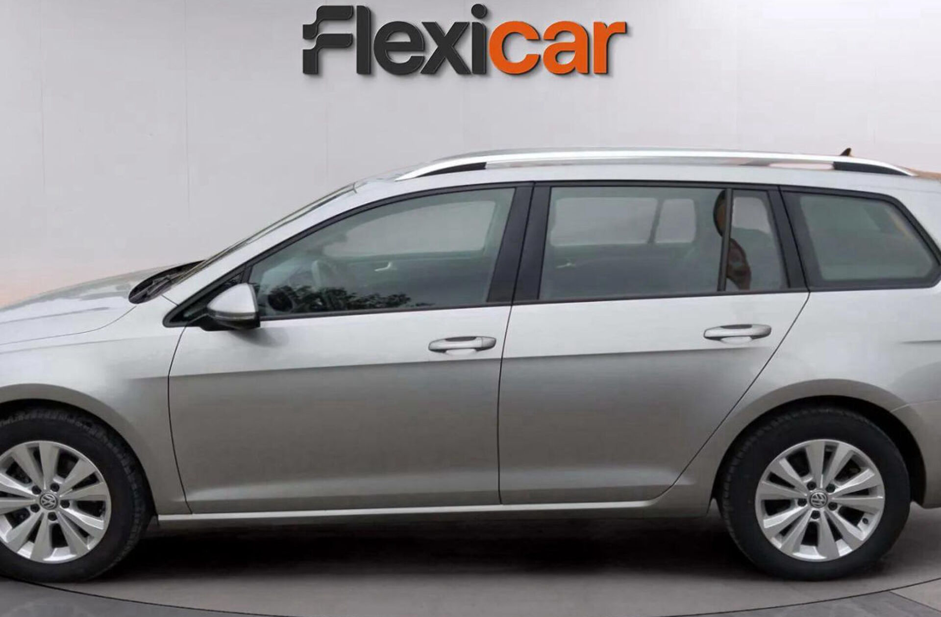 VOLKSWAGEN Golf V.1.6 TDI Confortline