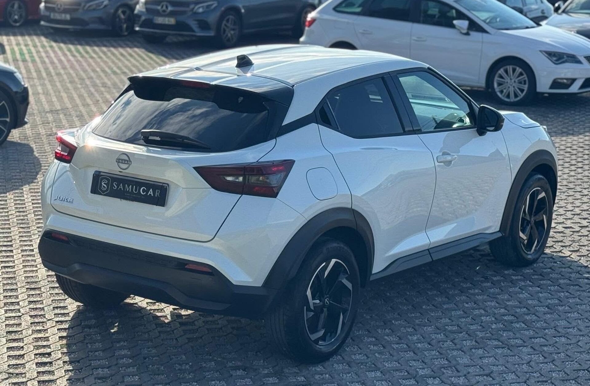 NISSAN Juke 1.0 DIG-T N-Connecta DCT