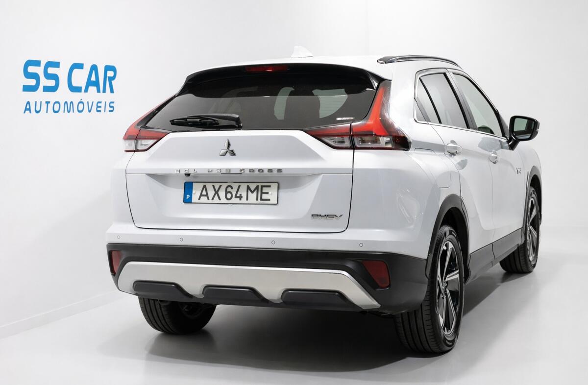 MITSUBISHI Eclipse Cross 2.4 PHEV eMotion