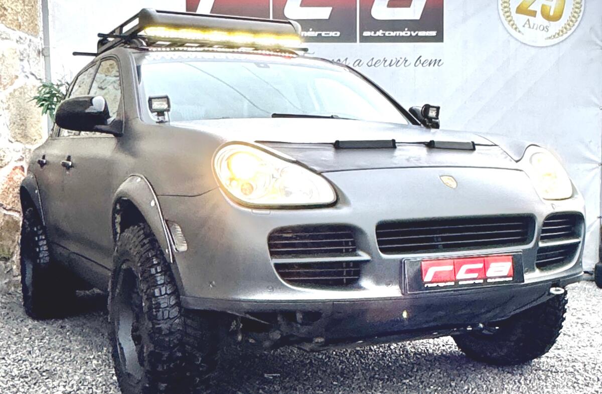 PORSCHE Cayenne S Tiptronic