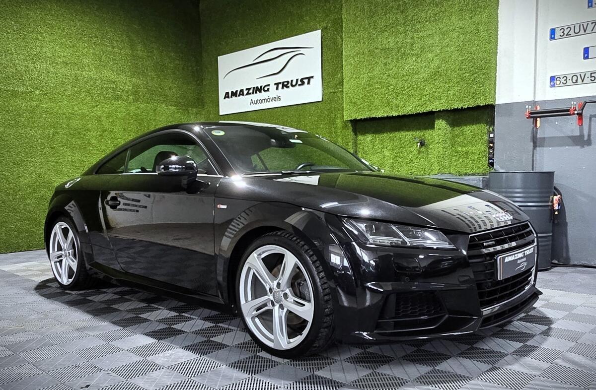 AUDI TT 2.0 TFSI quattro S-line S tronic