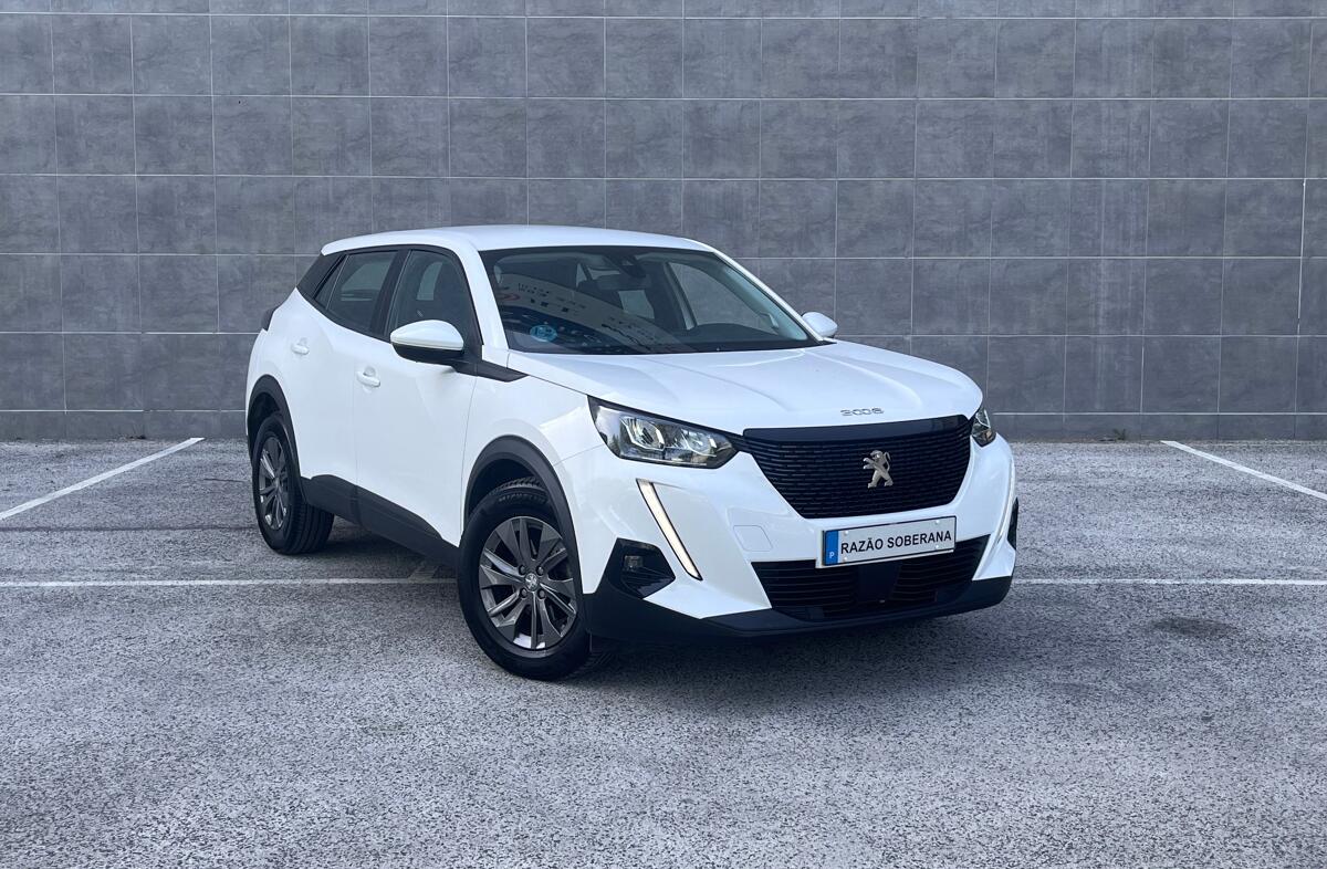 PEUGEOT 2008 1.2 PureTech Active