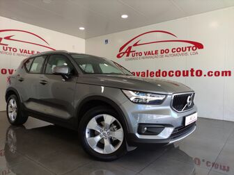 VOLVO XC40 2.0 D3 Momentum