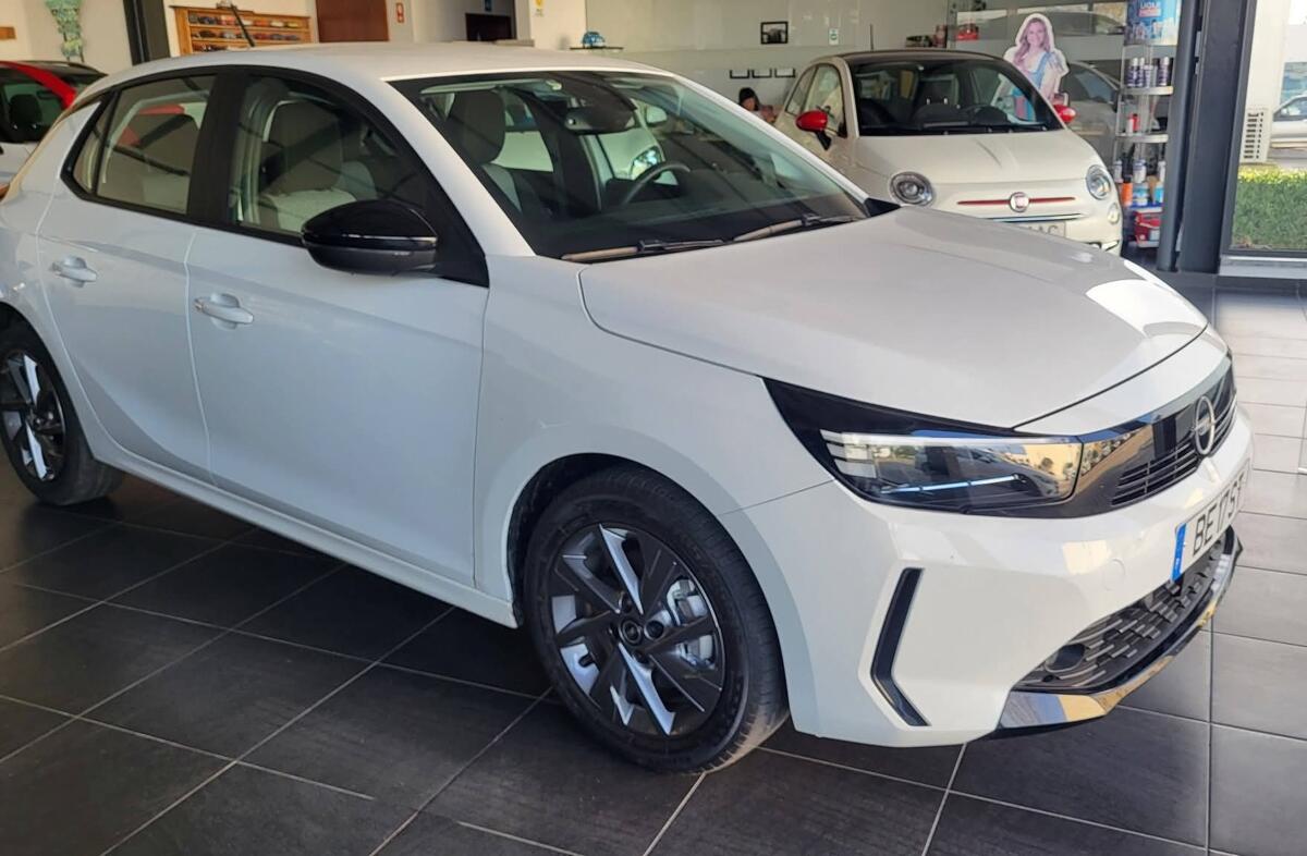 OPEL Corsa 1.2 Edition