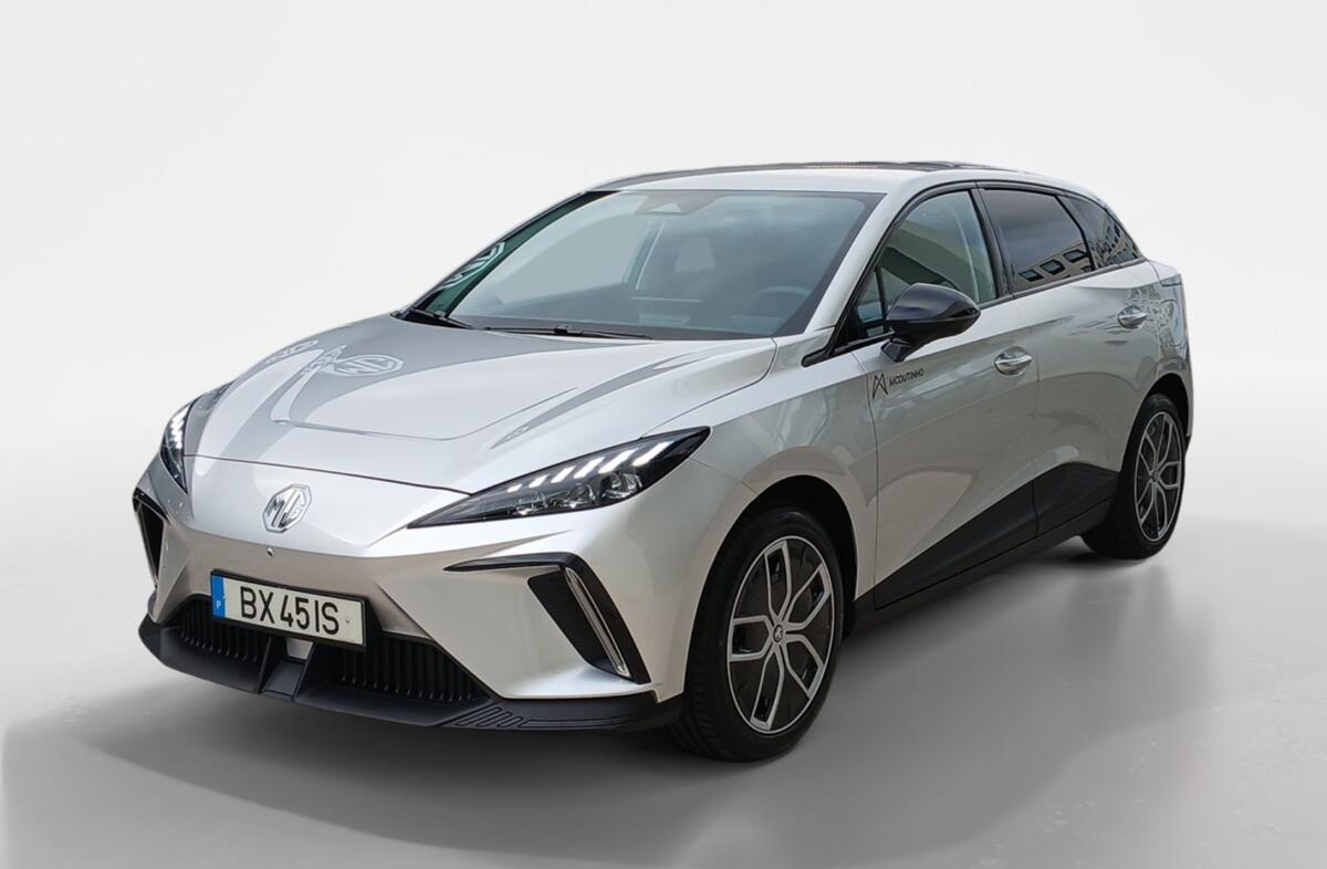 MG MG4 64 kWh Luxury