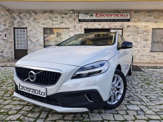 VOLVO V40 2.0 D2 Summum