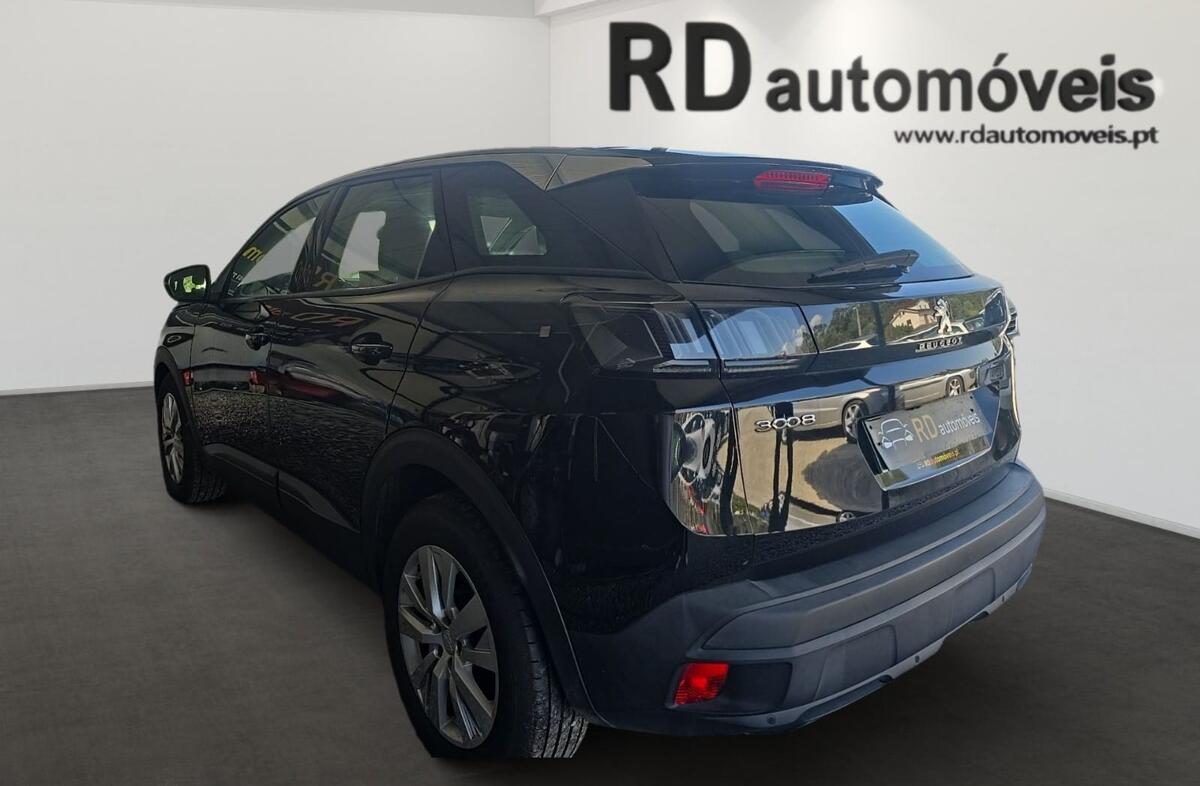 PEUGEOT 3008 1.5 BlueHDi Active Pack