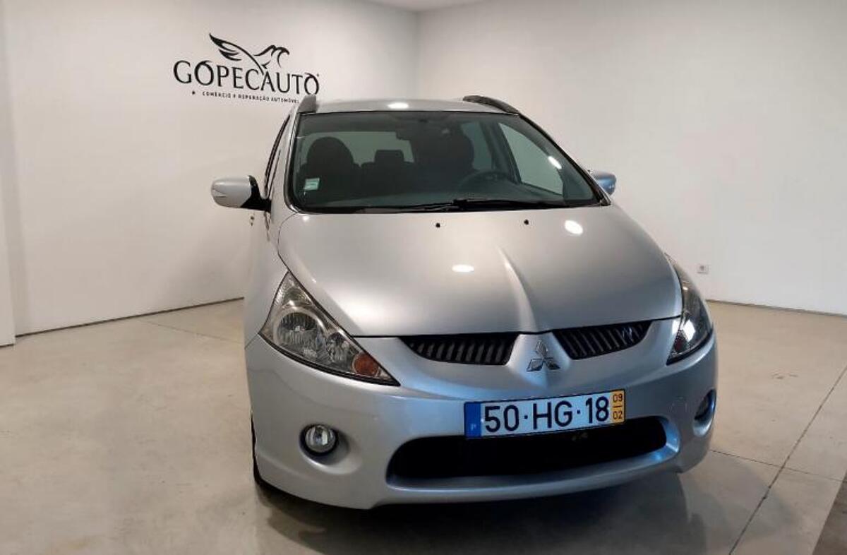 MITSUBISHI Grandis 2.0 DI-D Insport BT/FPF