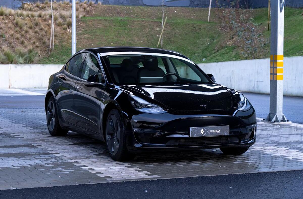 TESLA Model 3 Standard RWD Plus