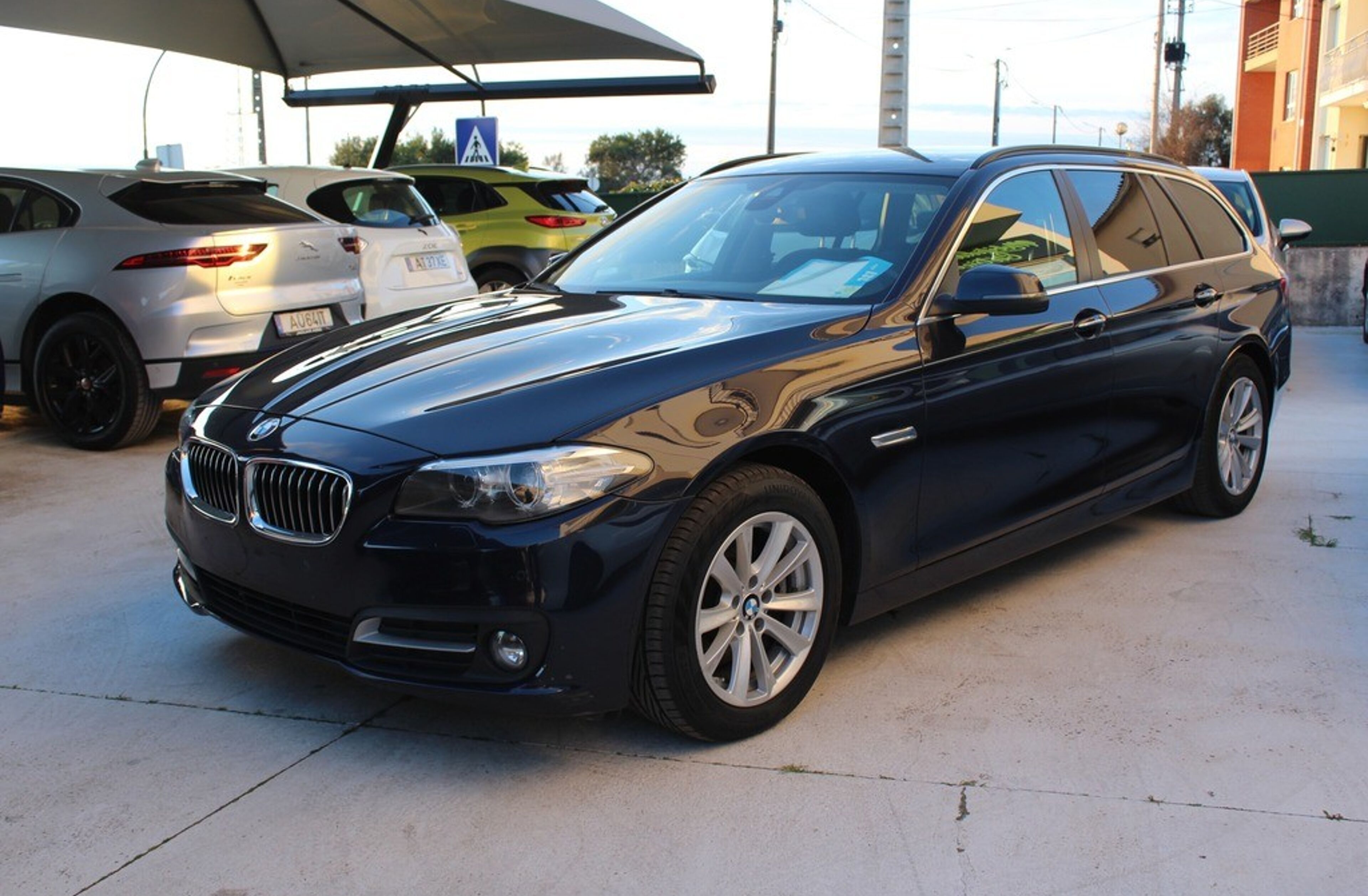 BMW Serie-5 518 d Line Luxury Auto
