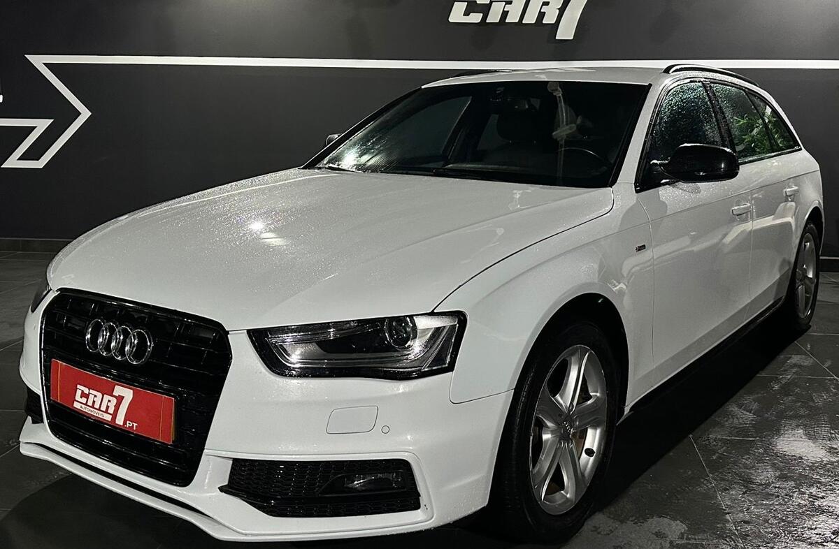 AUDI A4 2.0 TDi Business Line S-line