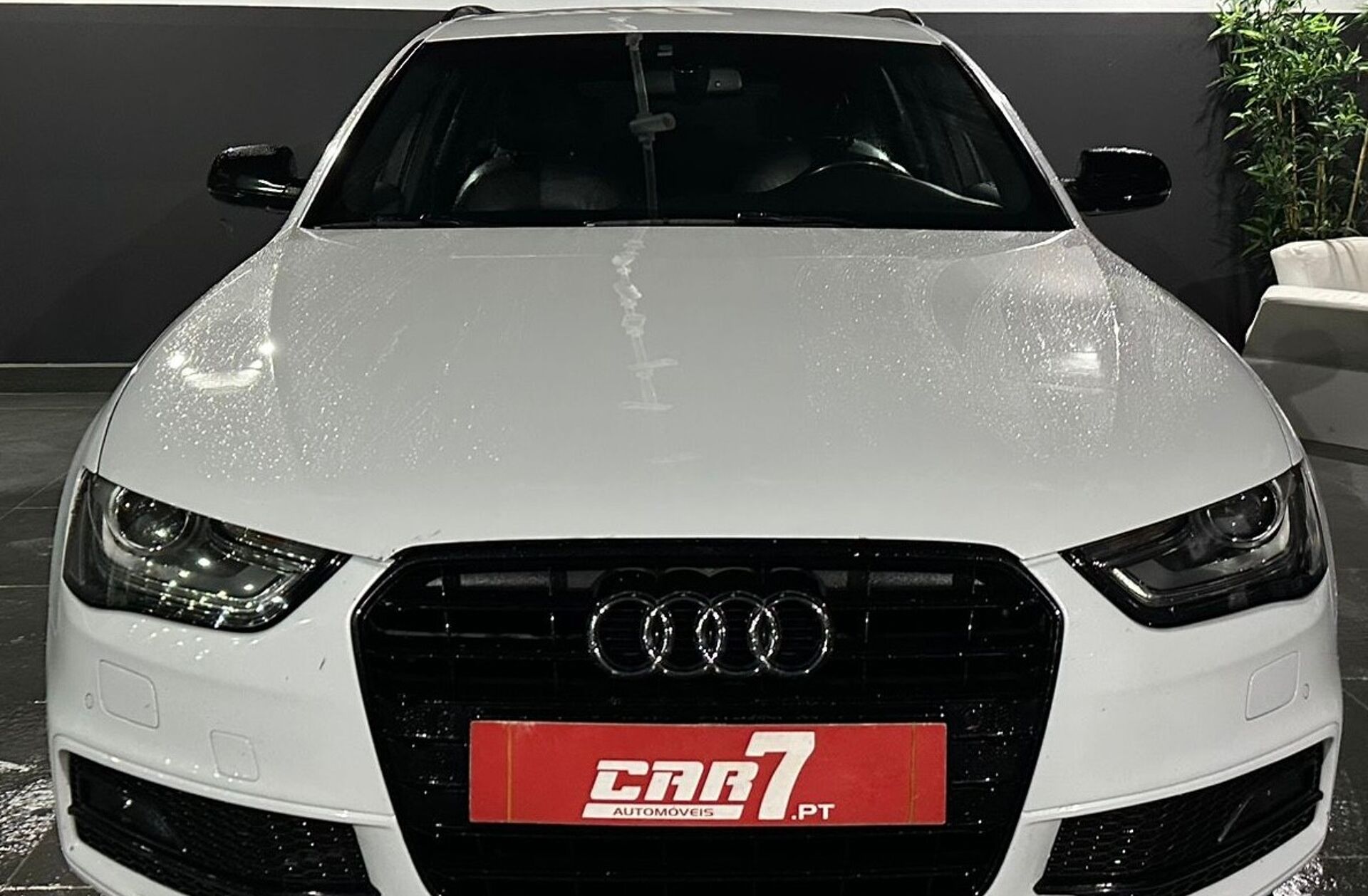 AUDI A4 2.0 TDi Business Line S-line