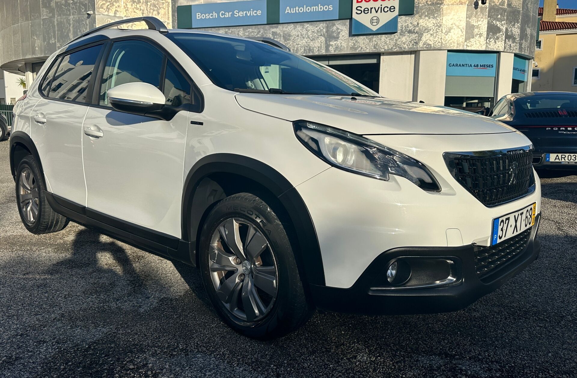 PEUGEOT 2008 1.2 PureTech Signature