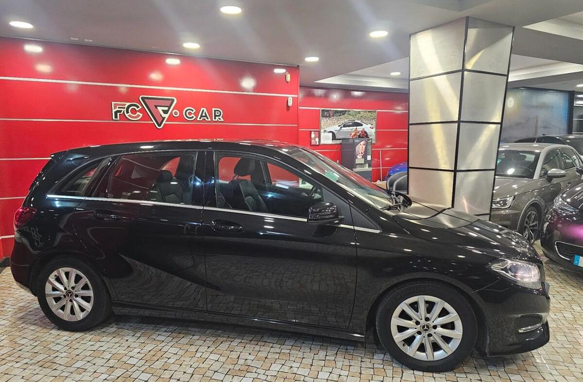 MERCEDES Classe B B 180 d Style