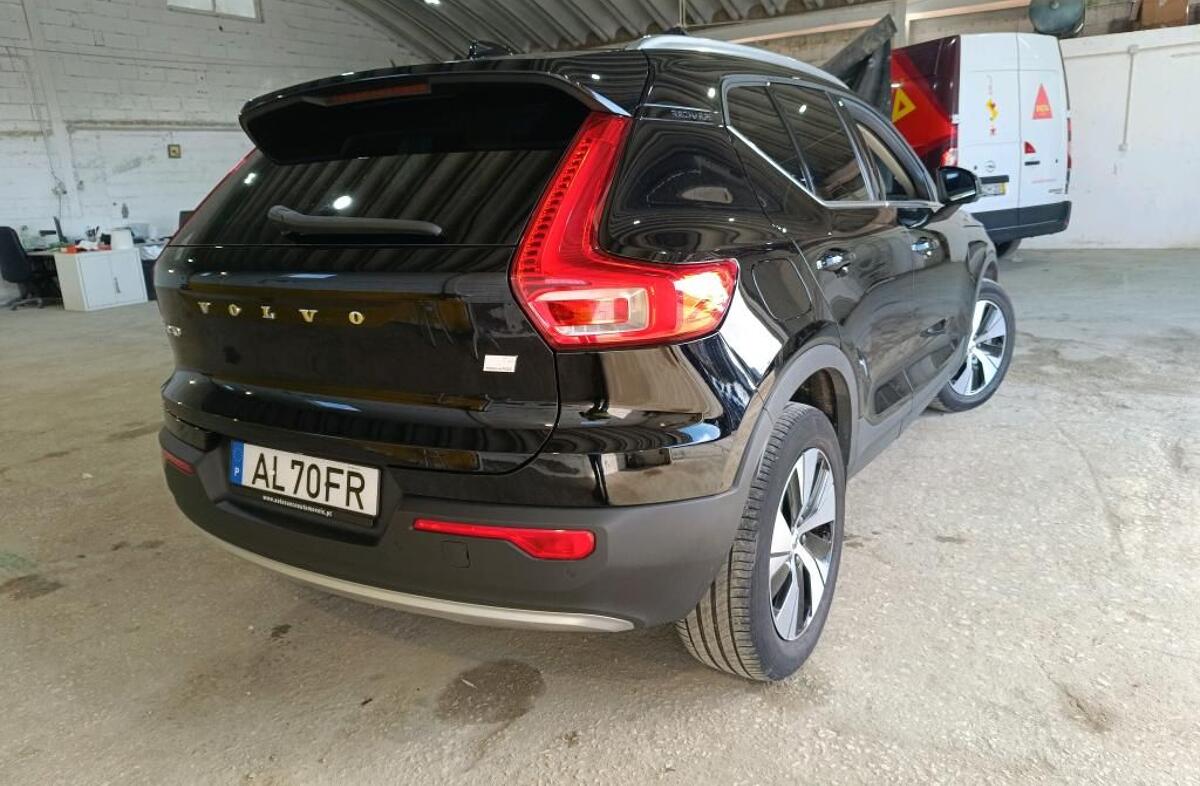 VOLVO XC40 1.5 T4 PHEV Inscription Expression