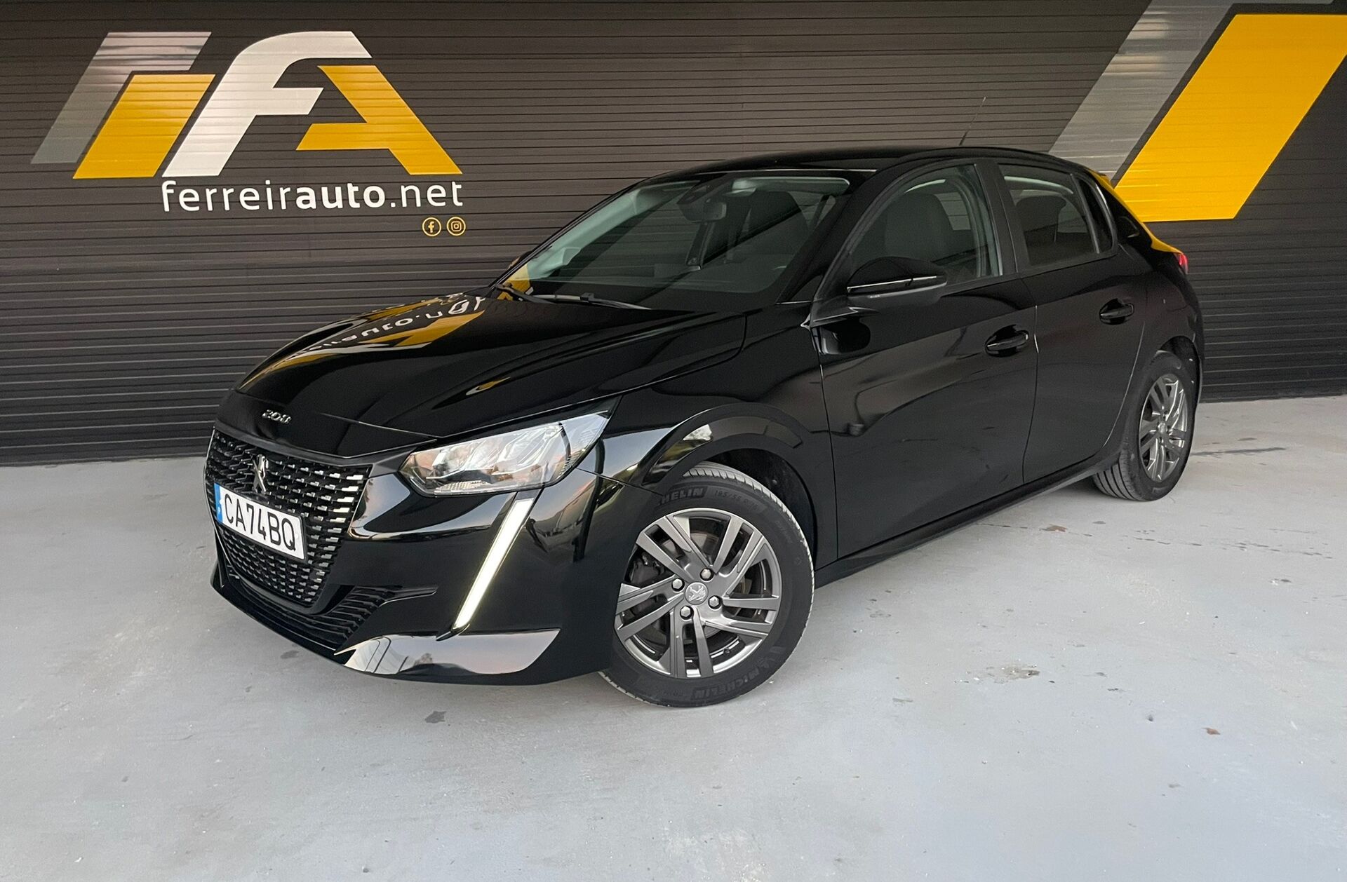 PEUGEOT 208 1.2 PureTech Active Pack