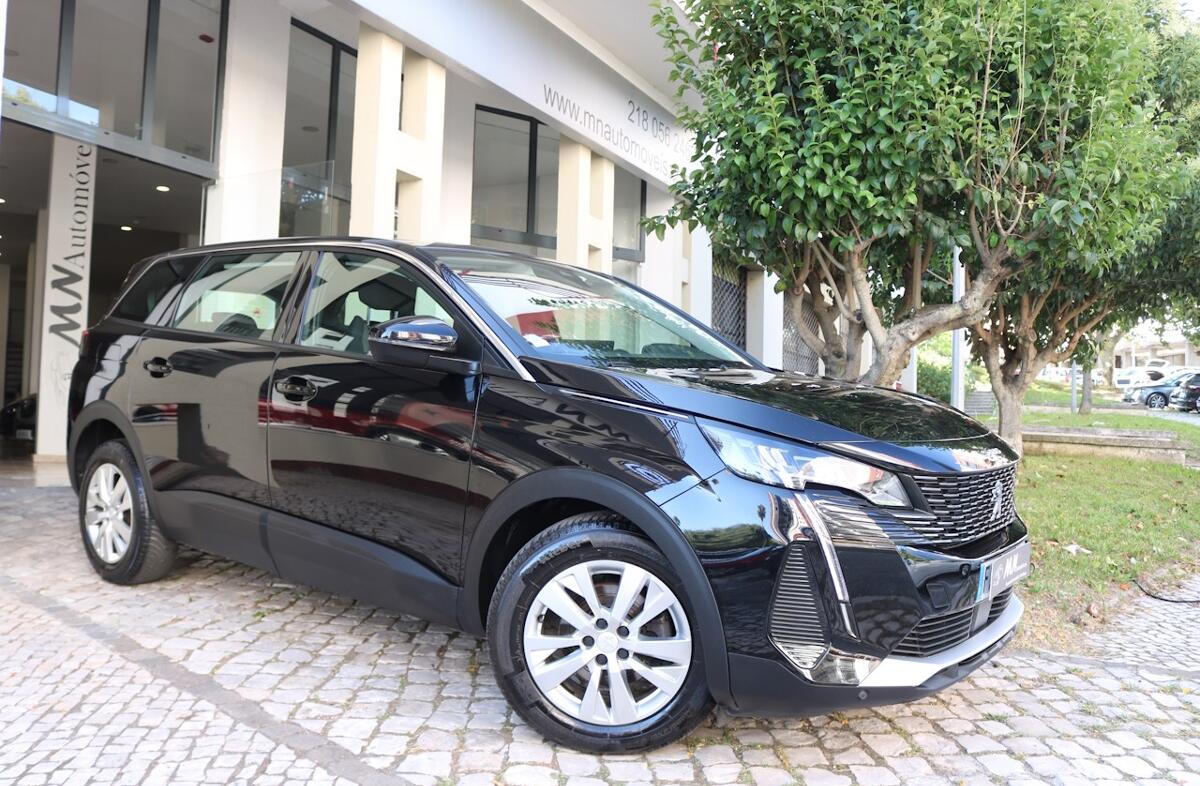 PEUGEOT 5008 1.5 BlueHDi Active Pack